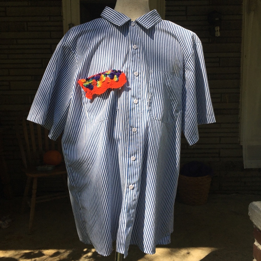 Fun funky button down tunic - Picture 1 of 3